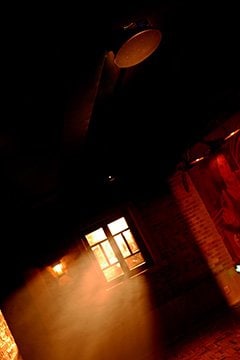 “不眠之夜”在上海上演，采用摩斯国际商用安装系统